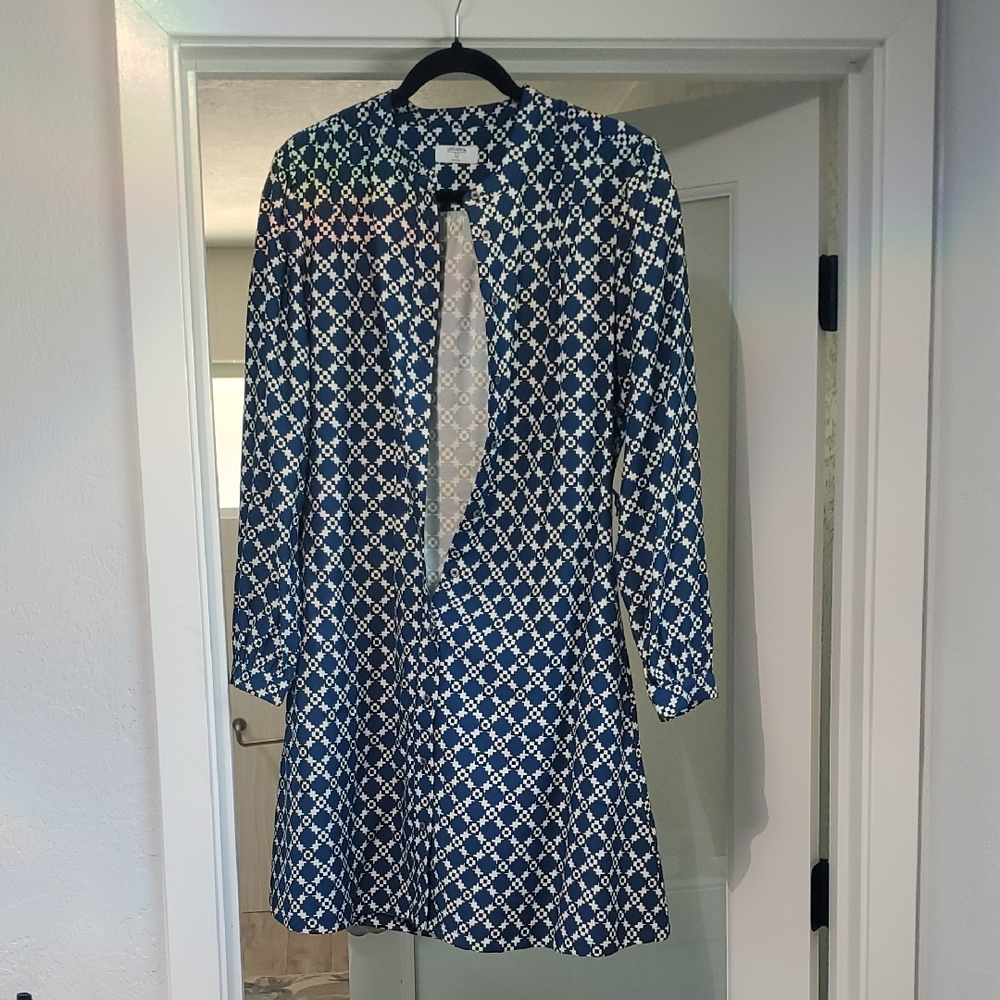 UNTUCKit Dropwaist Navy and White Geometric Long Sleeve Dress